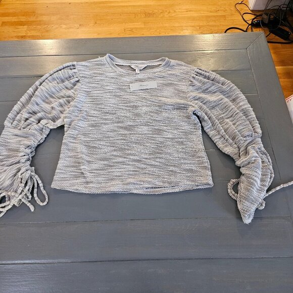 HONEY & t Gray Ruched Sleeve Blouse Women Size Medium - Picture 2 of 11